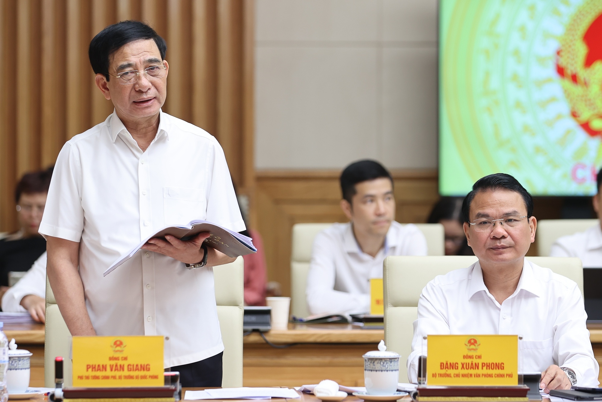 Thu tuong Le Minh Hung anh 4