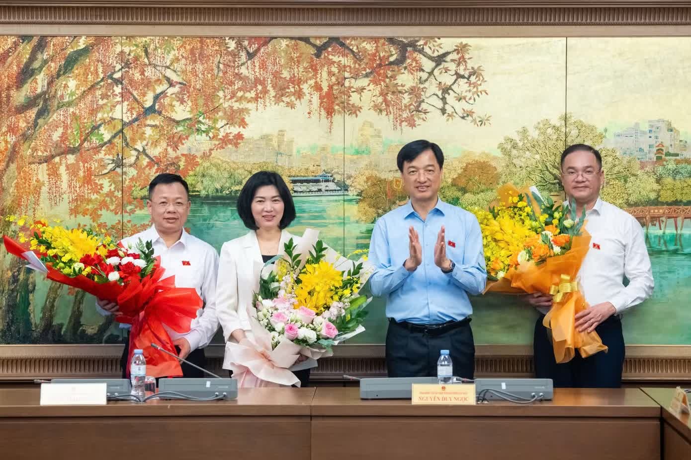 Ky hop thu Nhat anh 4