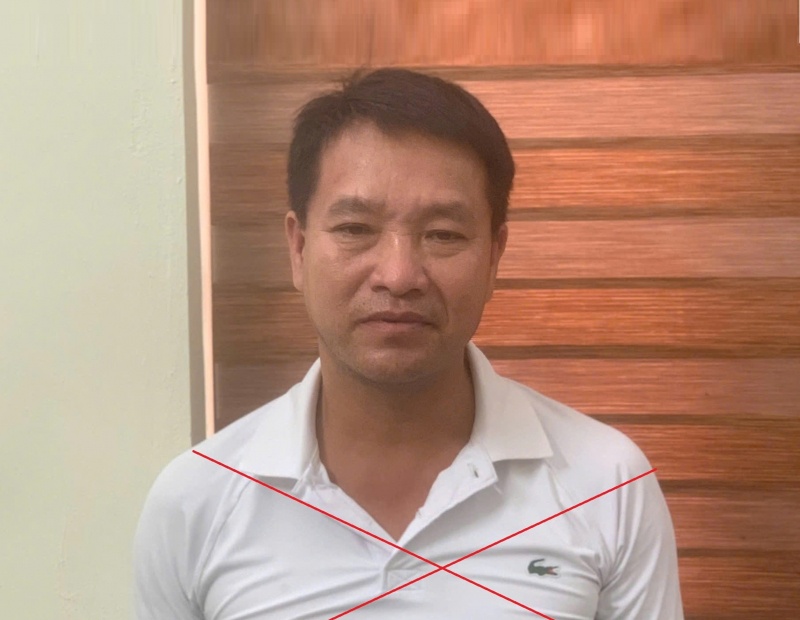 dam o,  2 be gai anh 1