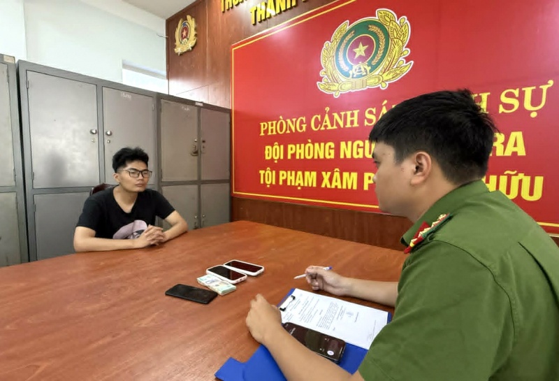 Trom 5 cay vang,  em gai nguoi yeu anh 1