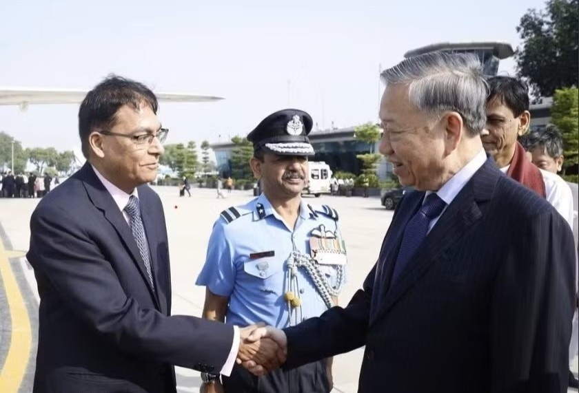 Tong Bi thu, Chu tich nuoc roi New Delhi, tham ‘thu do ty phu’ Mumbai hinh anh