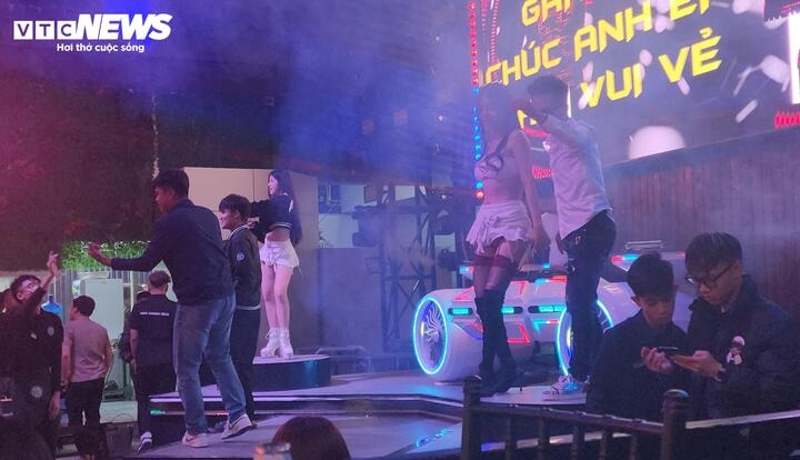 The King Beer Garden anh 4