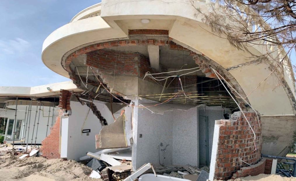 Nguyen nhan sap biet thu tai Ha Tinh hinh anh