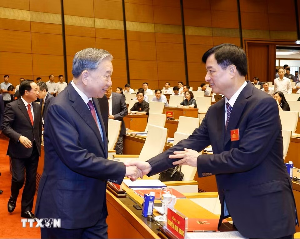 Nghi quyet Trung uong 2 anh 2