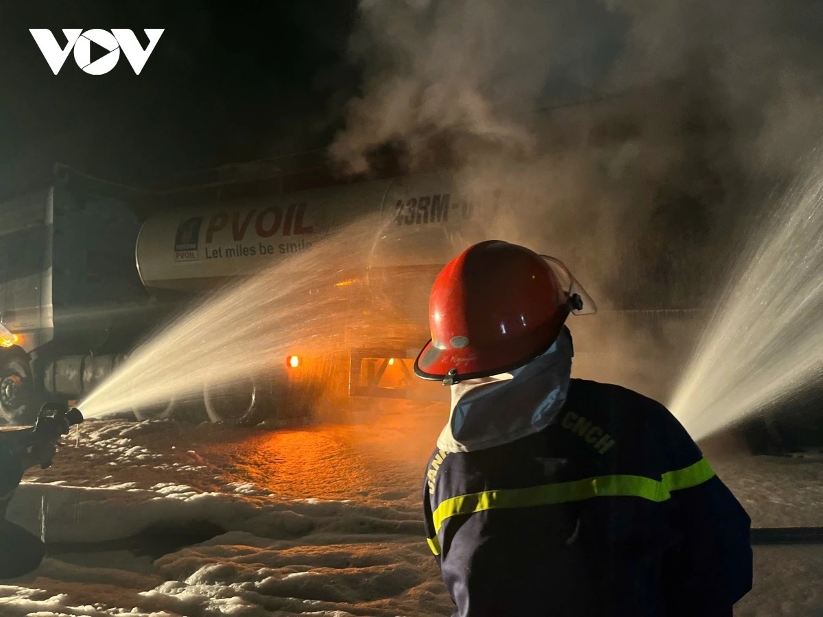 Chay xe bon cho dau anh 1