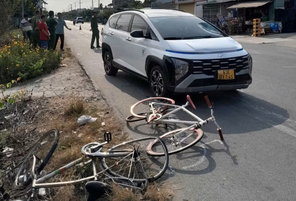 Dap xe the duc anh 1