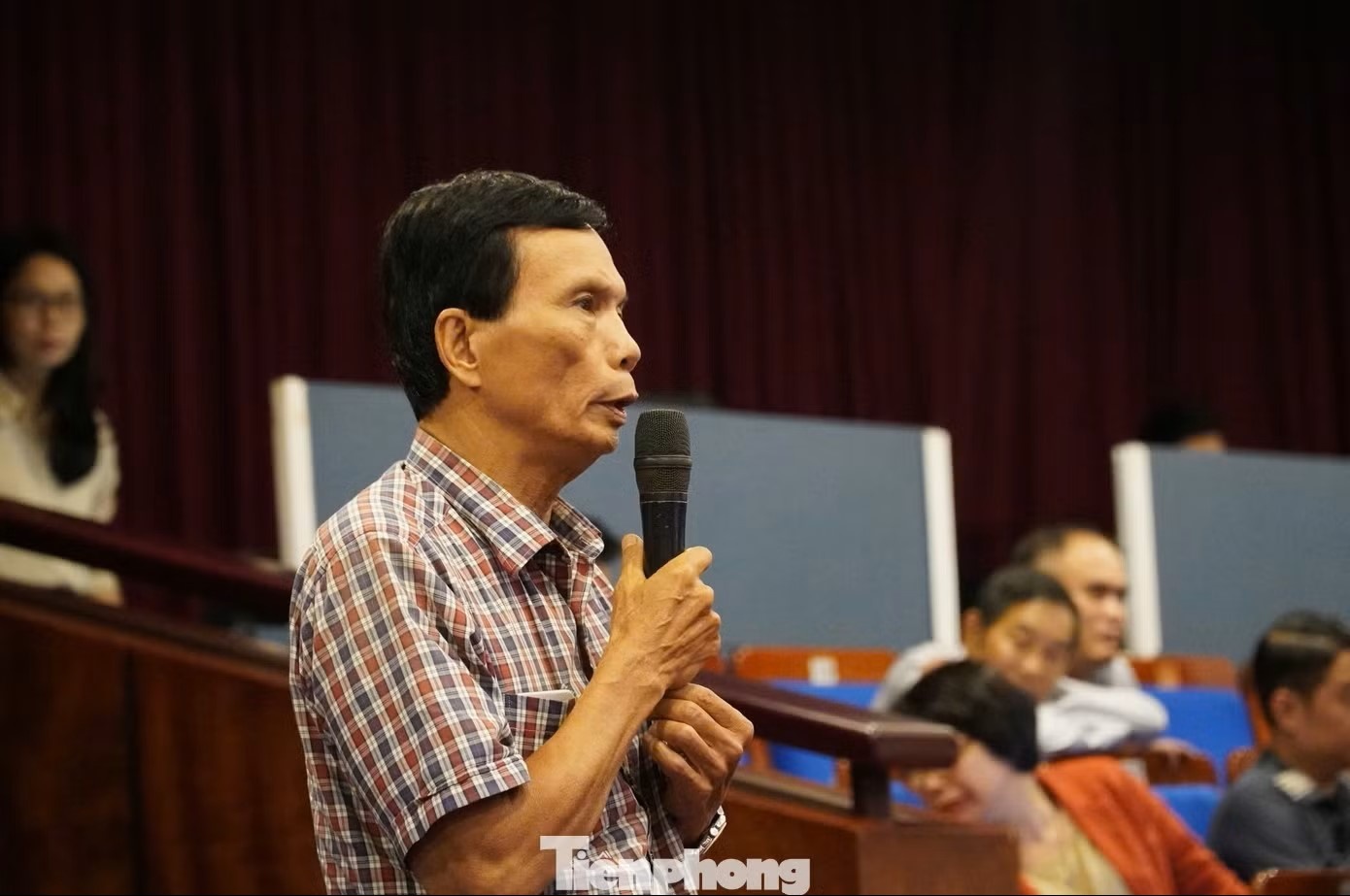 Thuong truc Ban Bi thu anh 2