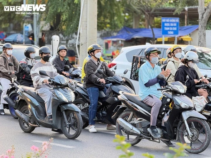 TP.HCM khong khi lanh anh 2