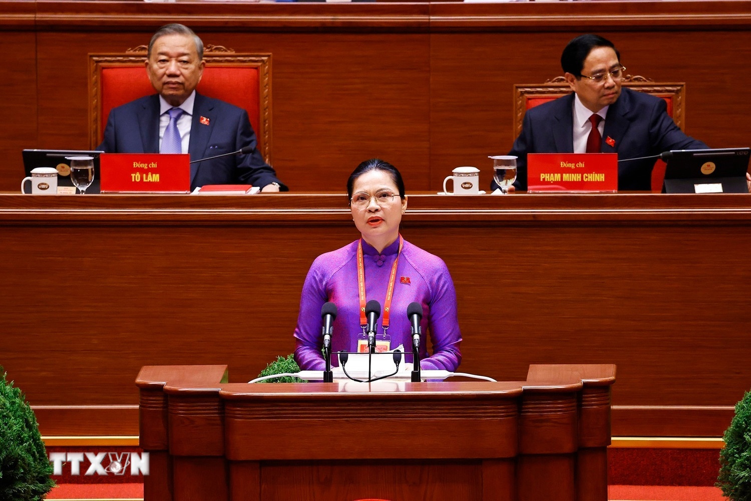 Dai hoi Dang XIV anh 3