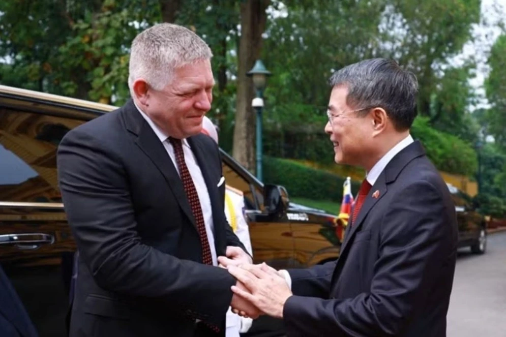 Thu tuong Le Minh Hung chu tri Le don Thu tuong Slovakia hinh anh