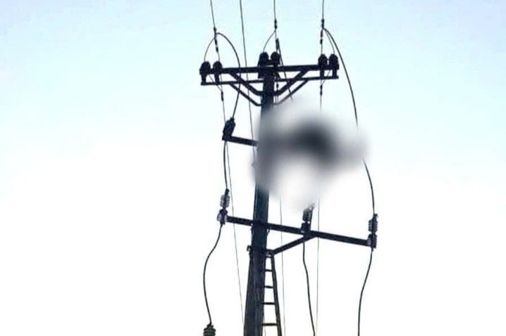 Phat hien nam sinh tu vong tren cot dien cao the hinh anh