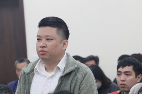 Nhung cuu lanh dao nao nhan hoi lo trong vu tuon thuoc vao benh vien? hinh anh