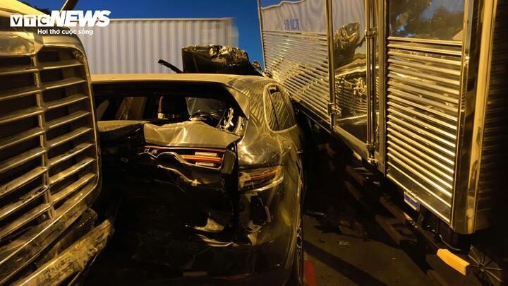 Porsche cau Phu My anh 1