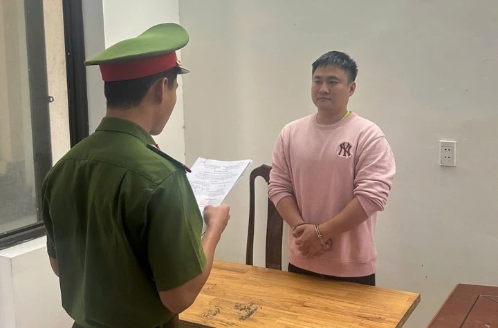 Quan ly ‘spa- massage mai dam’ tai khach san Samdi o Da Nang dau thu hinh anh