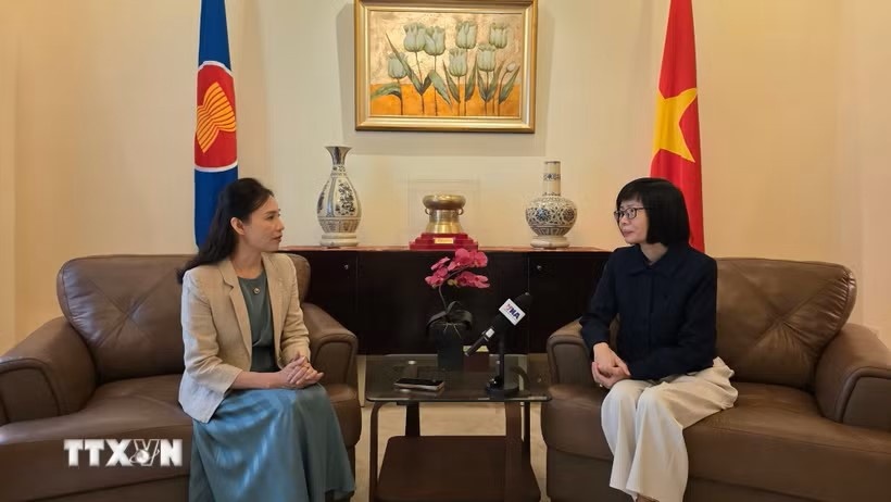 Thu tuong Le Minh Hung anh 1