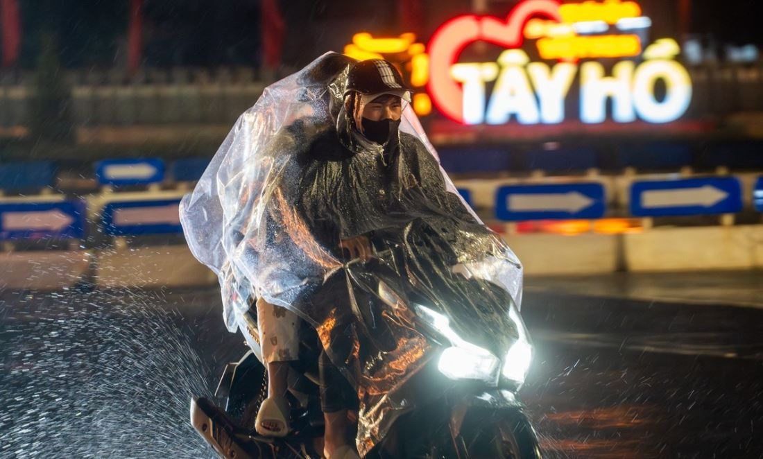 Mien Bac chuyen mua ret tu chieu toi nay hinh anh