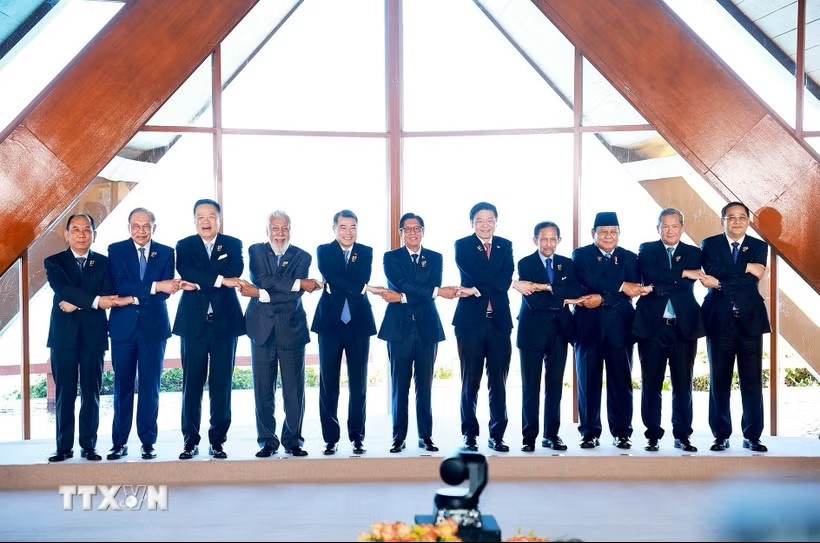 Thu tuong Le Minh Hung anh 1