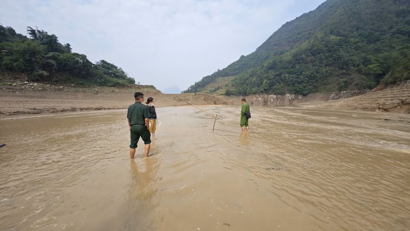 Thi the thuy dien anh 1
