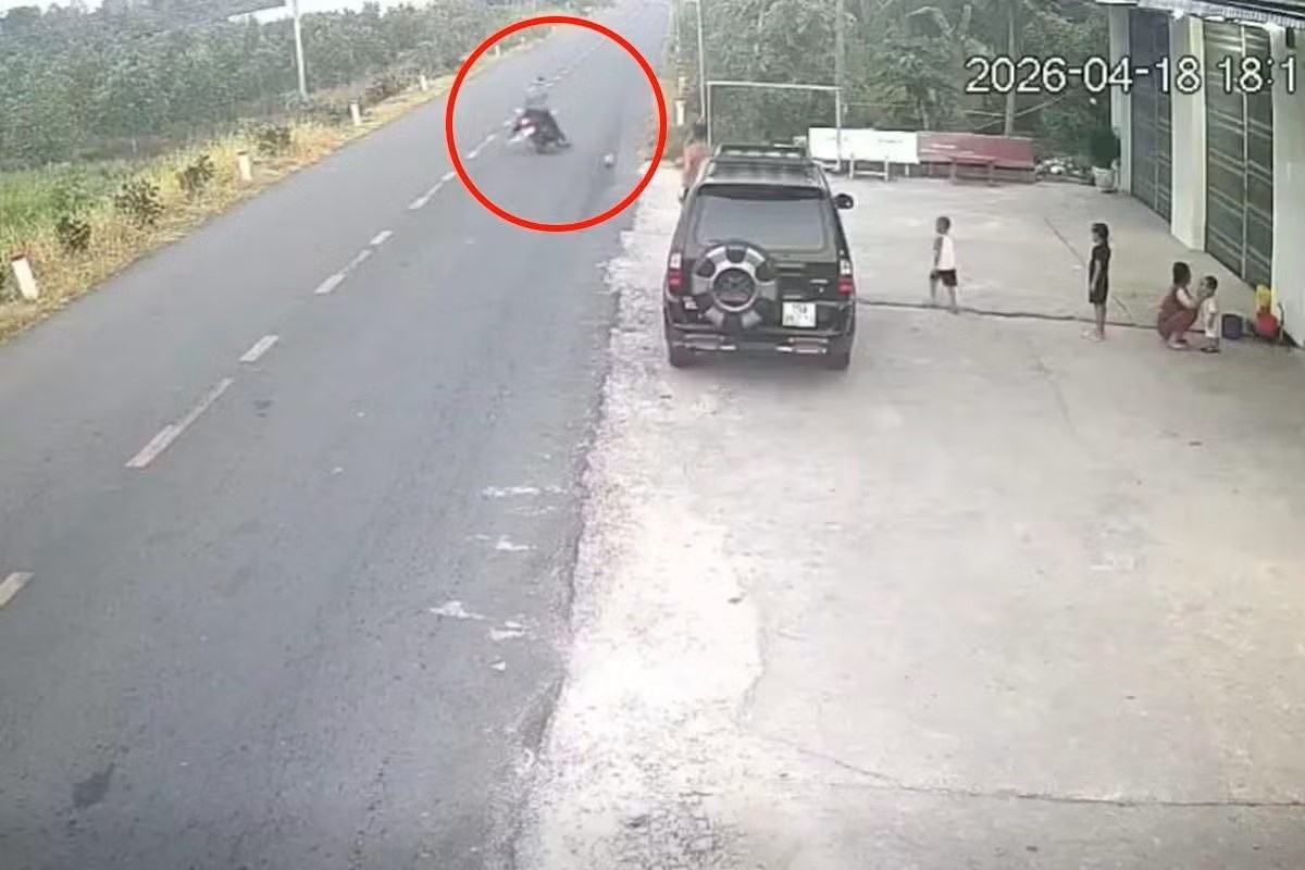 Tre em da bong anh 1