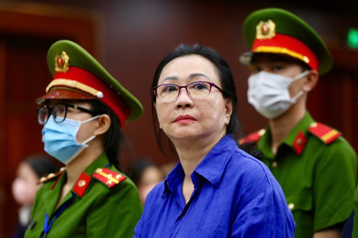 Sap dau gia 3 sieu xe lien quan ba Truong My Lan hinh anh