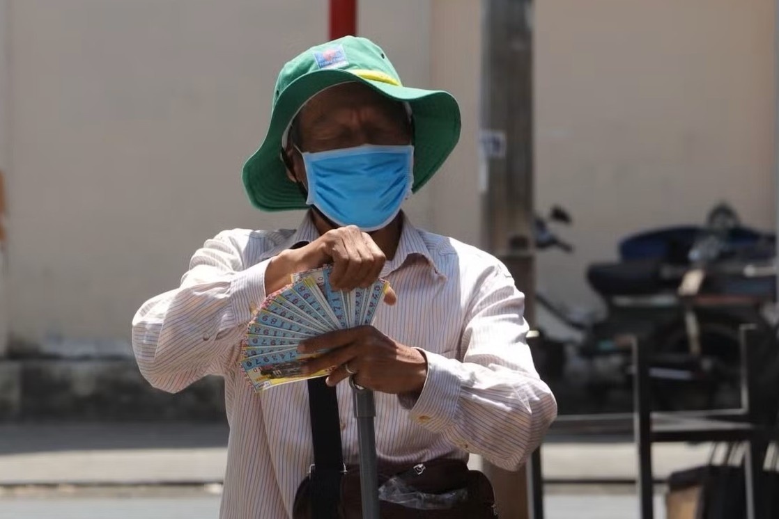 Ve so mien Nam 'lan san' ra Khanh Hoa hinh anh