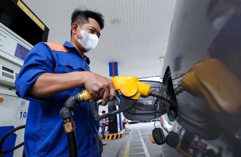 Tu chinh sach thue xang dau den tu duy quan tri moi hinh anh