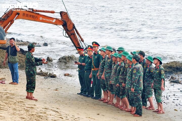 Xe tang bien Quy Nhon anh 2