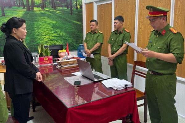 Khoi to, bat tam giam nguyen hieu truong Truong Mau giao Kon Pne hinh anh