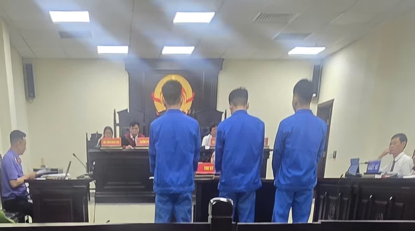 3 doi tuong linh an tu vi hiep dam thieu nu say ruou hinh anh