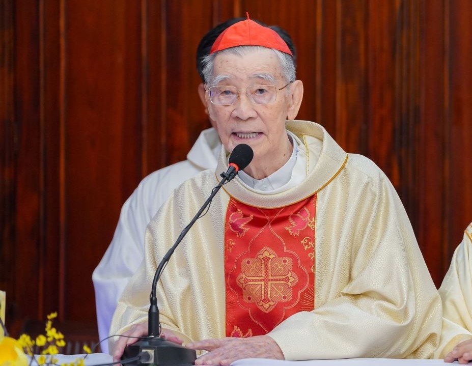 Duc Hong y,  Pham Minh Man anh 1