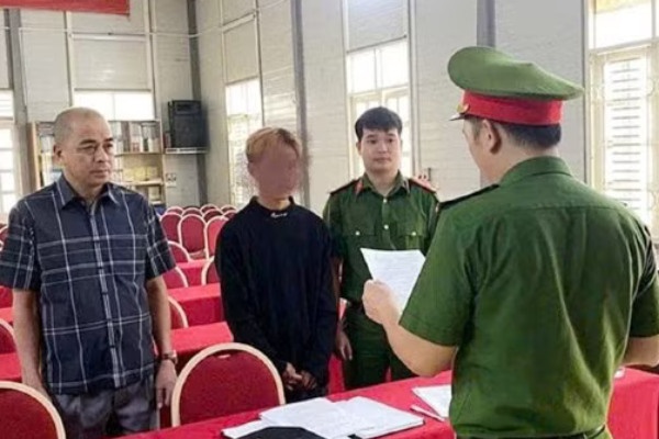 Khoi to tai xe xe may khong bang lai, su dung ruou bia gay tai nan hinh anh