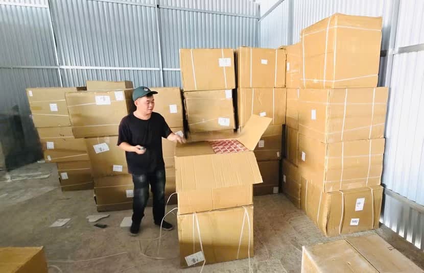 san pham dien thoai,  thoi trang gia mao anh 1