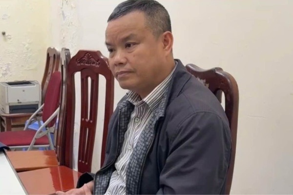 Bat tam giam doi tuong co hanh vi chong pha Nha nuoc hinh anh