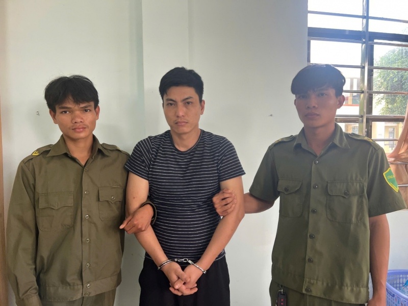 Bat giu doi tuong,  Dung hung khi,  Tan cong,  Cha me vo cu anh 1