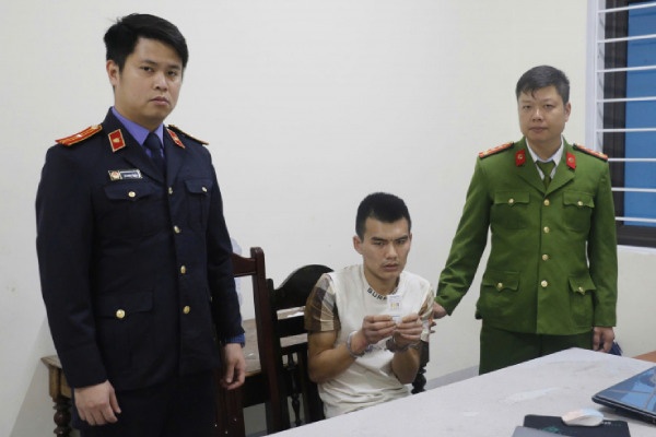 Truy bat nhanh doi tuong xong vao phong tap aerobic cuop tai san hinh anh