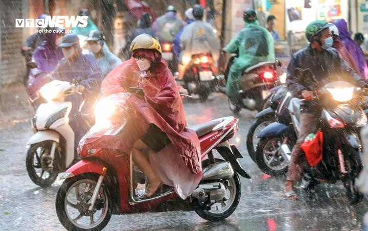 Tin canh bao,  mua dong anh 1