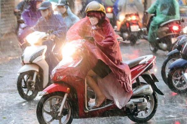 Tin canh bao mua dong o mien nui, trung du Bac Bo va du bao thoi tiet ngay 10/5 hinh anh