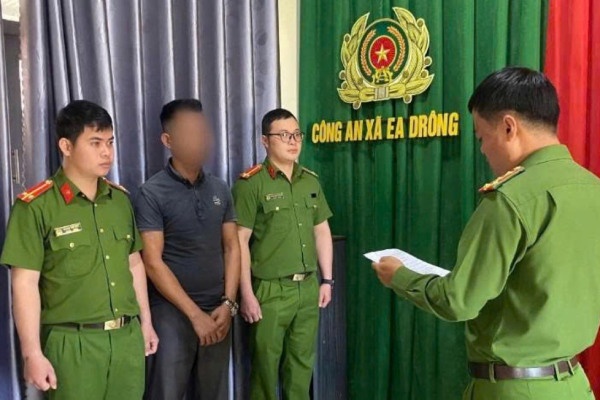 Nguoi dan ong tung anh nhay cam cua phu nu len mang xa hoi de boi nho hinh anh