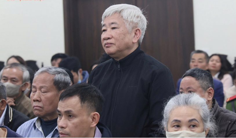 Nhan hoi lo 700 trieu, cuu GD BHXH Bac Giang noi 'cam cho anh em vui' hinh anh