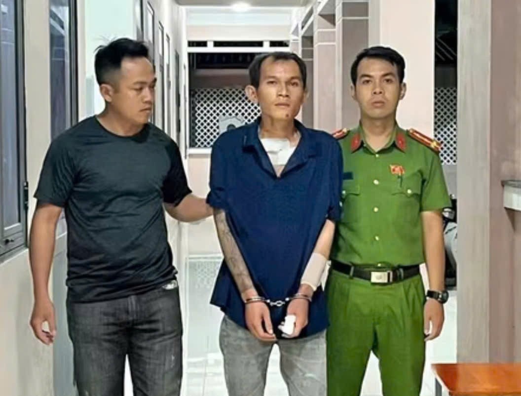 Truy to doi tuong dam can bo cong an tu vong hinh anh