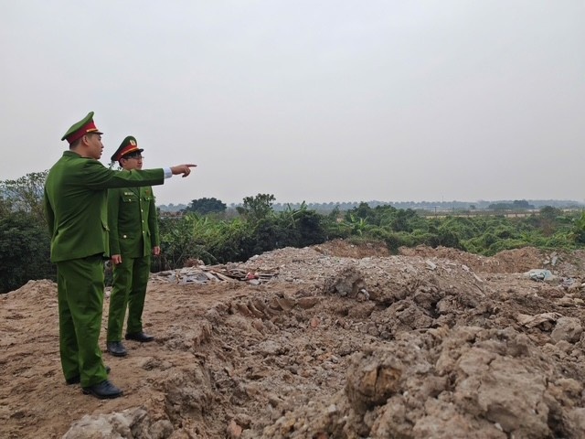 o nhiem moi truong,  xa Bat Trang,  vuon Bao Vy Garden,  chu Bao Vy Garden,  NV Bao Vy Garden,  Gdoc Bao Vy Garden,  Cty ECON Ha Noi,  DN ECON Ha Noi,  Chu ECON Ha Noi,  Gdoc ECON Ha Noi anh 1