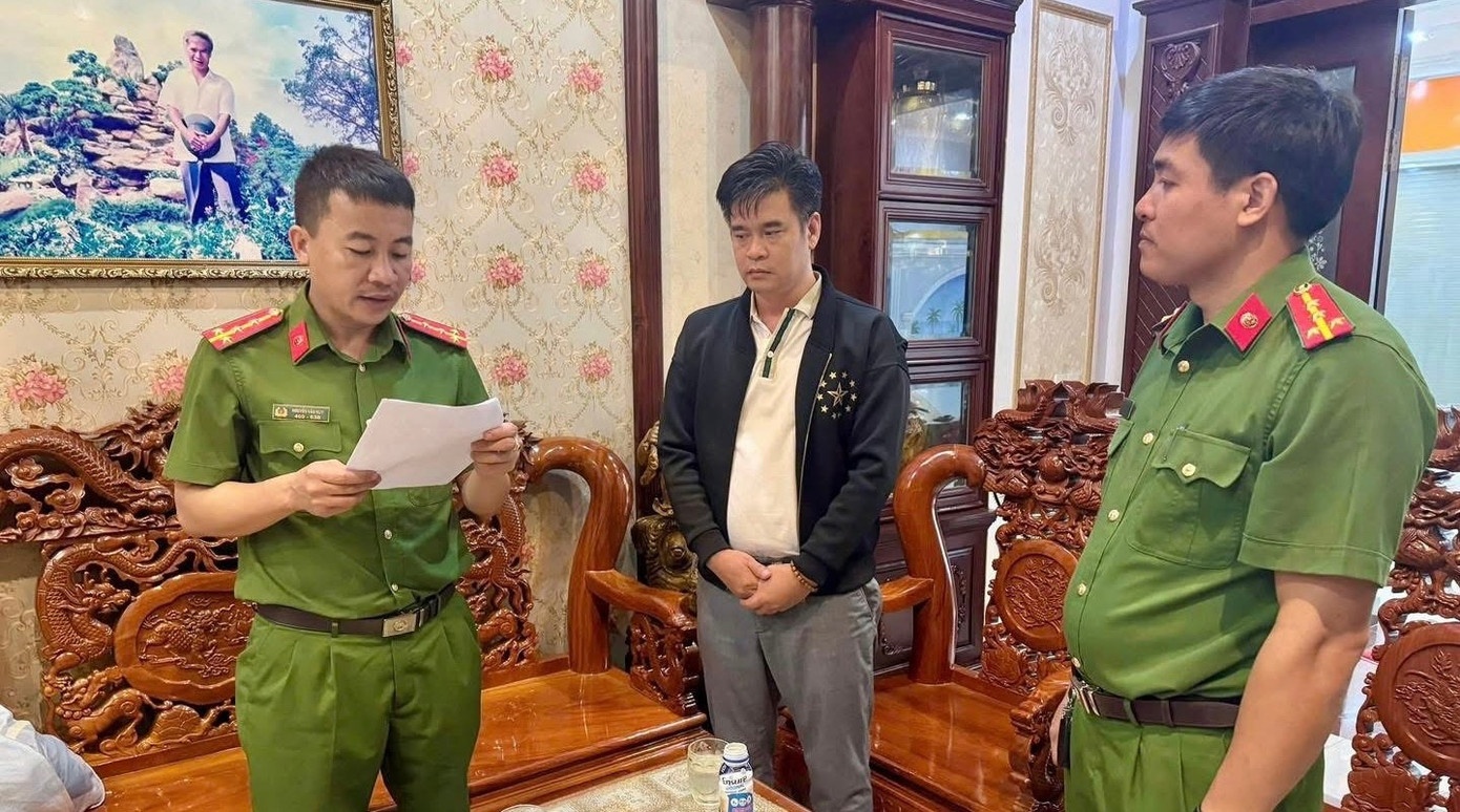 Duong day lua dao,  San tien ao Wedex anh 1