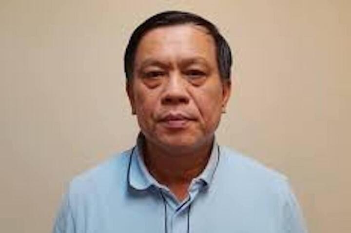 Vu cuu Thu truong,  Nhan hoi lo,  Nguyen Ba Hoan,  Cong ty Hoang Long,  Giam doc Hoang Long,  Vo chong Hoang Long,  Chu tich Hoang Long,  Cong ty Sona,  Cong ty Incoop 3 anh 2