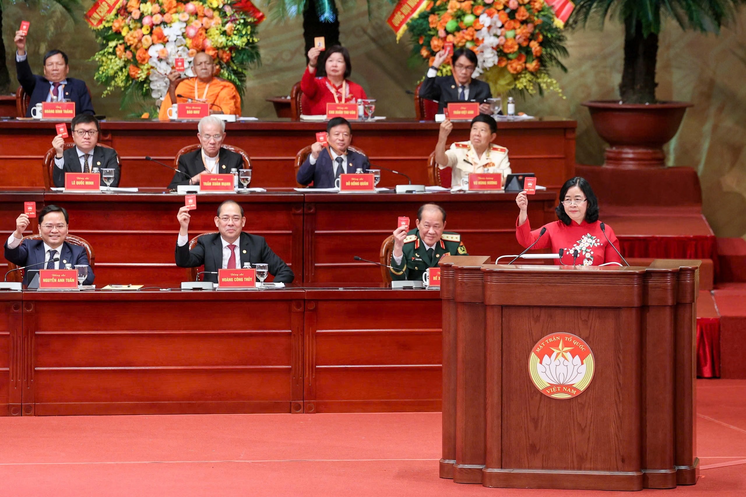 Dai hoi MTTQ Viet Nam lan thu XI tien hanh cong tac nhan su hinh anh