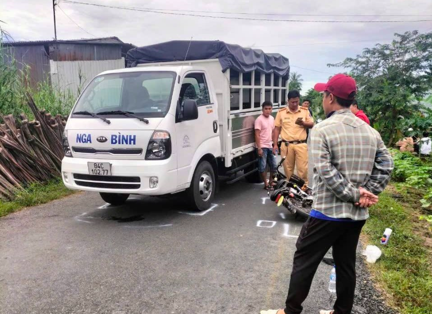 Bat tam giam,  Nu sinh tu vong anh 2