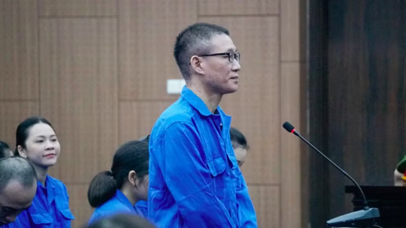 pho chu tich phuong,  xao ke,  2 nu tiep vien anh 1