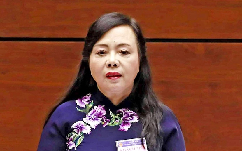 Cuu Bo truong Y te Kim Tien 'gat dau' sau loi de nghi cua ba chu AIC hinh anh