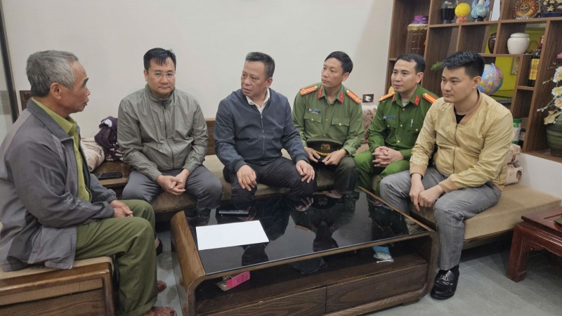 Doi tuong sat hai anh 1