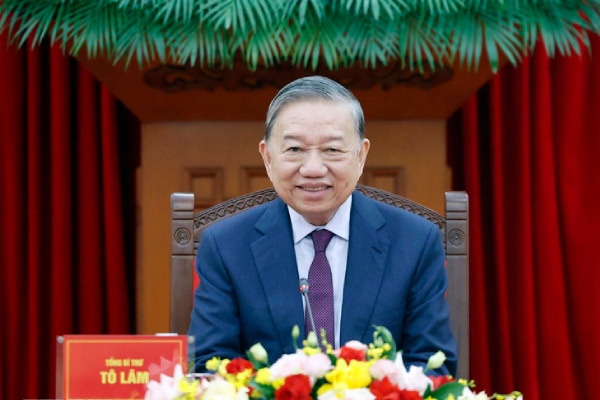 Tong thong Lien bang Nga Putin dien dam voi Tong Bi thu To Lam hinh anh