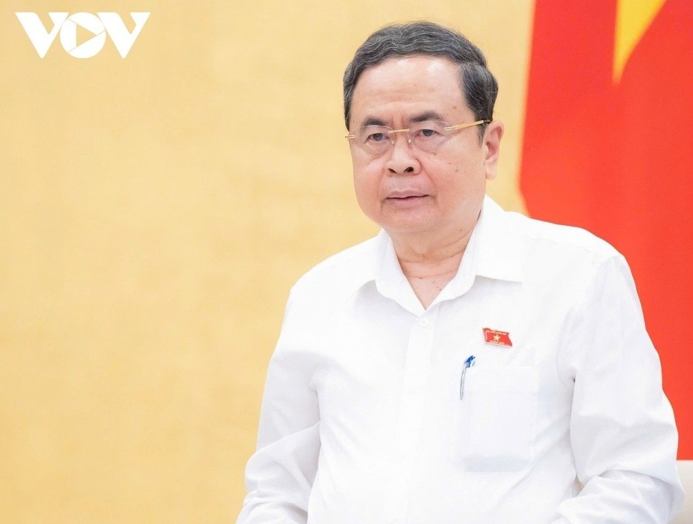 Chu tich Quoc hoi anh 3
